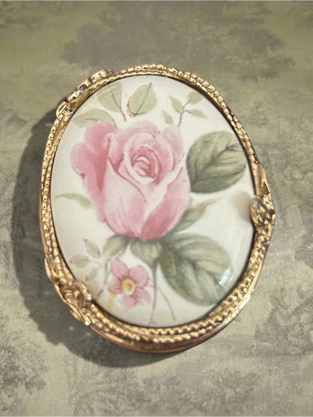 Vintage Pink Rose Floral Brooch Gold Tone Victorian Revival Porcelain Style Pin